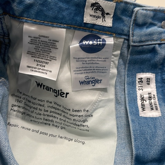 WRANGLER Women's Meow Laser Tiger Print Wanderer Flare Jeans SZ 31/34 NWT - Picture 7 of 8